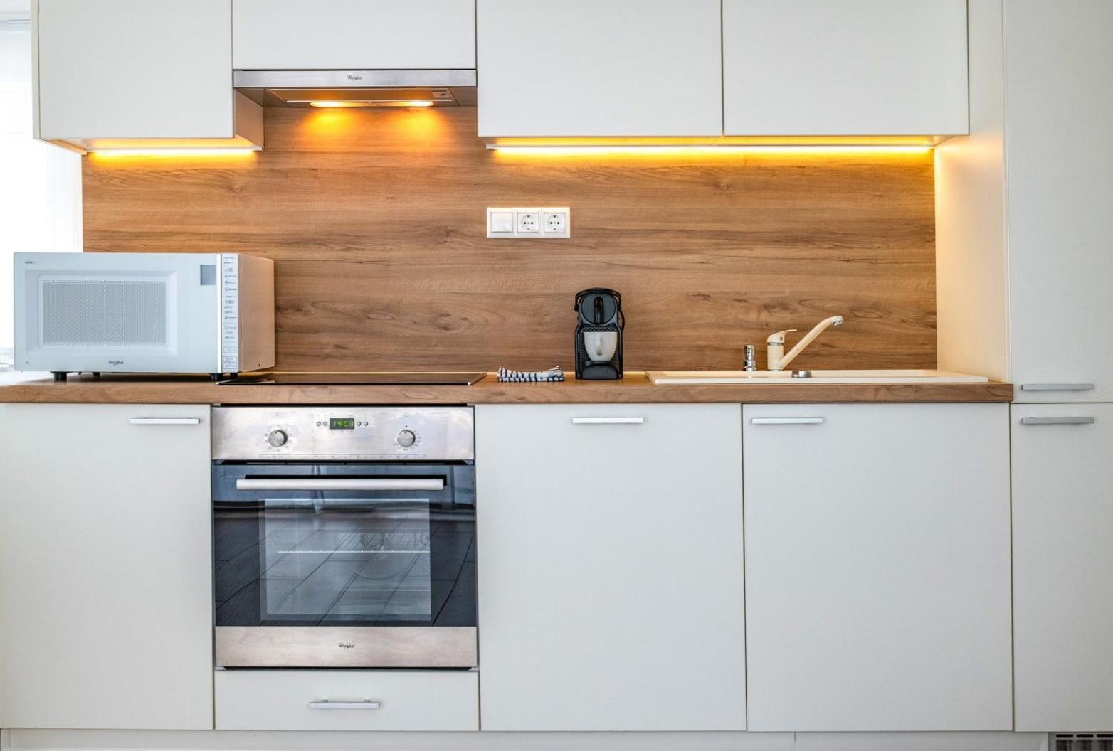 Anchor Apartman By Hellobalatonlelle Eksteriør billede